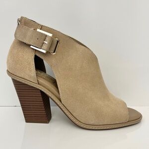 VINCE CAMUTO Fareena Cutout Block Heel Leather Bootie in New Tortilla NEW